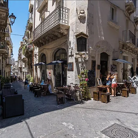 Palazzo Amalfitania By Dimore In Sicily Appartamento